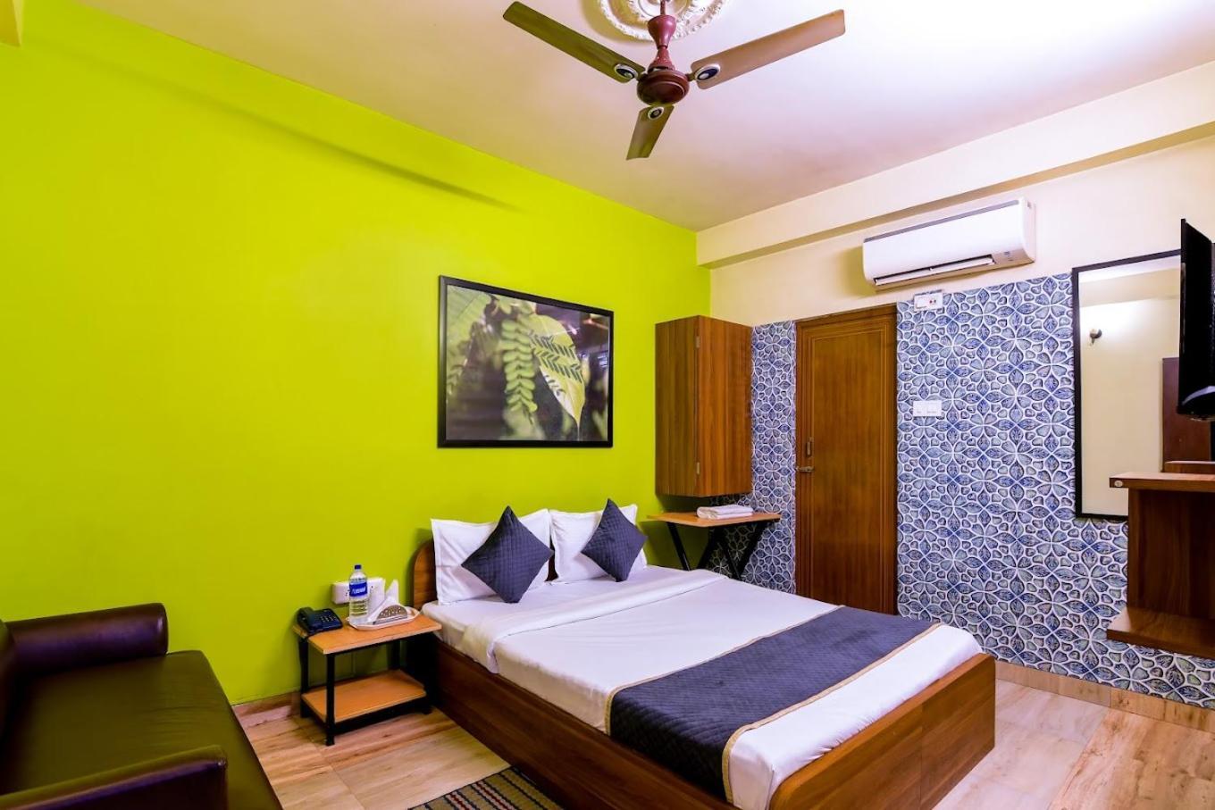 The Kolkata Hotel Экстерьер фото